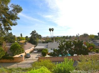 17312 Ballinger St, Northridge, CA 91325