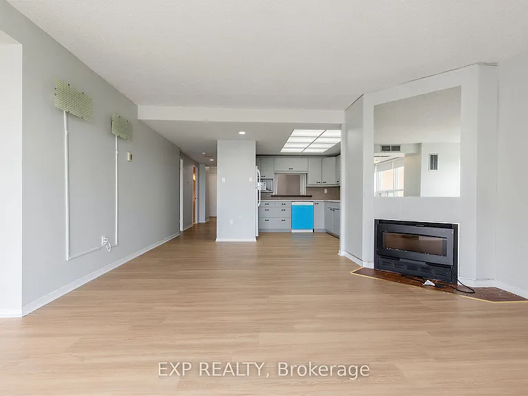 131 Beecroft Rd #1902 — Photo 22