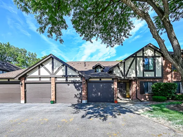 11212 Cottonwood Dr #23B, Palos Hills, IL 60465