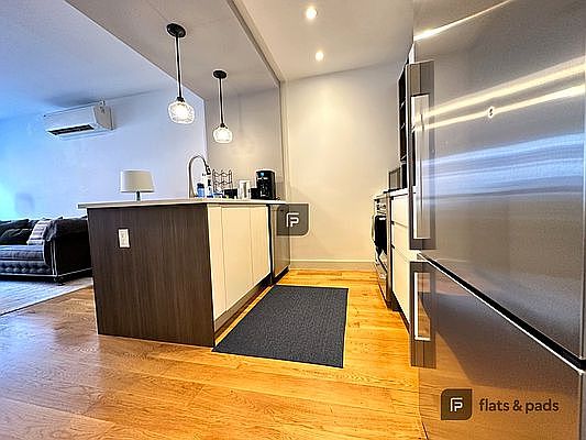 3rd image of 740 Dekalb Ave APT 203
