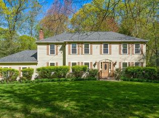 92 Wildwood Rd, Andover, MA 01810