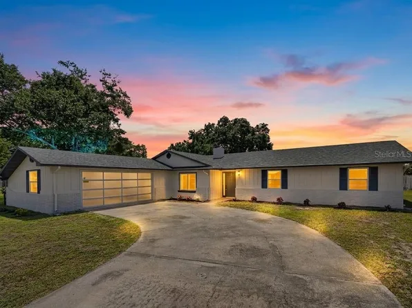 4 Grove Ct SE, Winter Haven, FL 33884