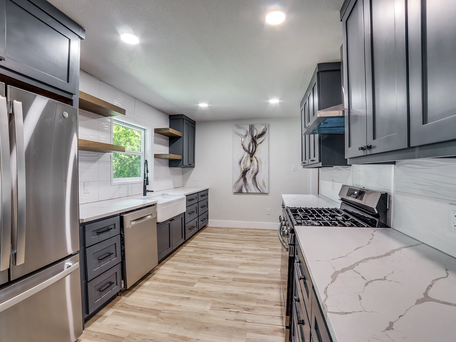 3 bed, 1600 sqft, $2,850 — Photo 4