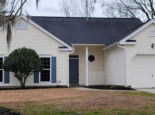 3432 Farmers Market Dr, Charleston, SC 29414