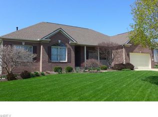 1977 Kingscote Cir NE, North Canton, OH