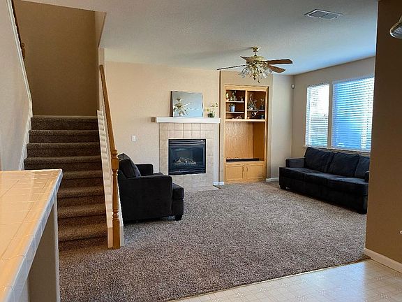 4th image of 2925 N Platte Way