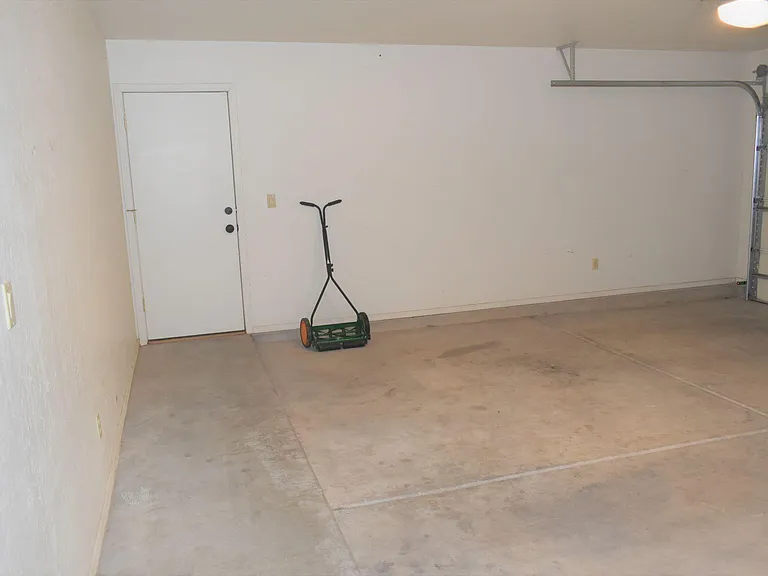 1506 S Pheasant Ln — Photo 31