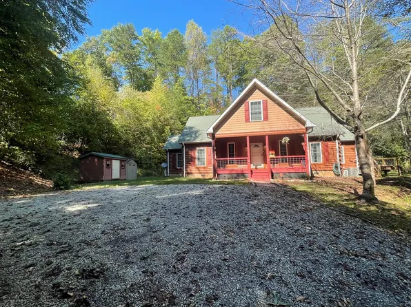361 Meadowbrook Ln, Bryson City, NC 28713