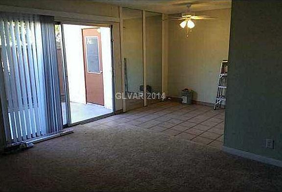 4th image of 3432 Villa Knolls West Dr
