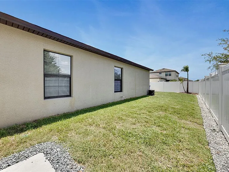 12401 Streambed Dr — Photo 29