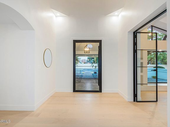 4th image of 4817 E CHOLLA Street