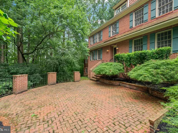 1179 Harmony Hill Rd, Downingtown, PA 19335