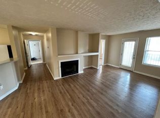5740 Ivanhoe Ct #20, Fayetteville, NC 28314