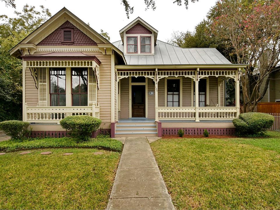1st image of 105 Crofton Ave