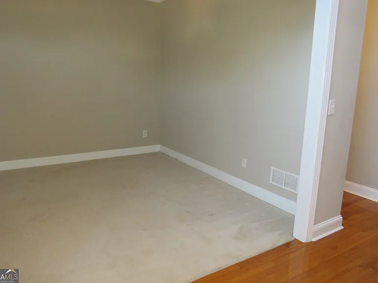 2205 Crescent Walk — Photo 20