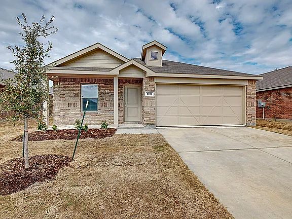 1st image of 2813 Ozark Cir