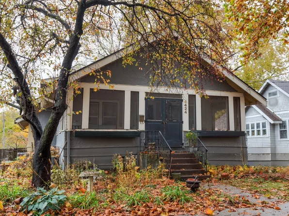 4424 Carpenter Ave, Des Moines, IA 50311