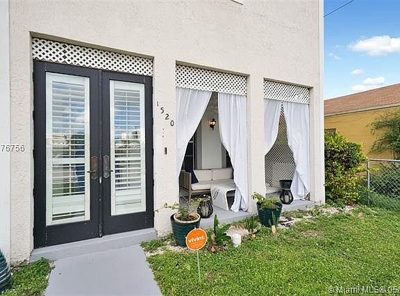 5th image of 1520 NW 1st Ave
