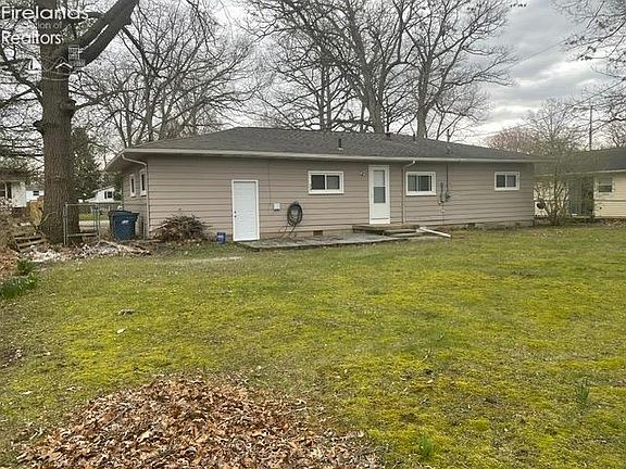 2nd image of 680 Woodside Ave