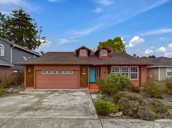 4743 Kincaid Ct, Eureka, CA 95503