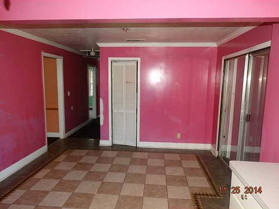 5th image of 1278 Rock Springs St