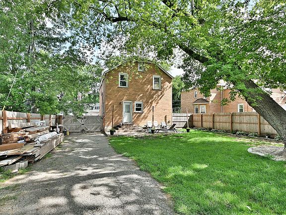 2nd image of 3807 W Millstream Dr