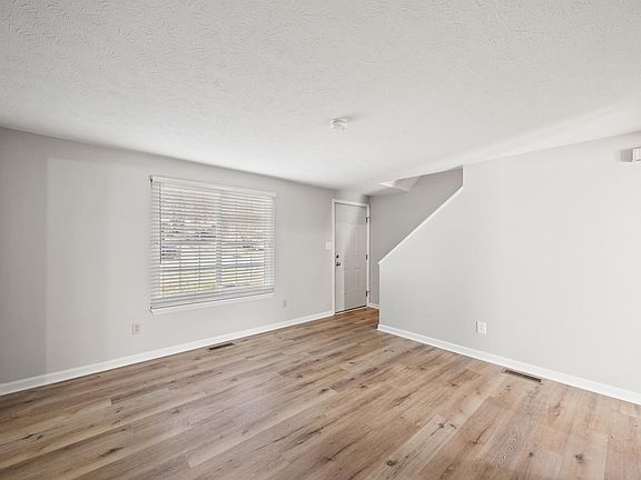 5th image of 1336 Dorchester Dr