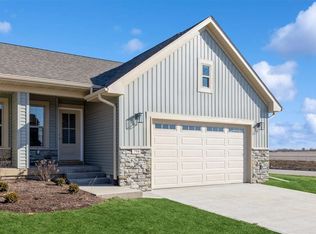 798 Brook Ridge Ave, North Liberty, IA 52317