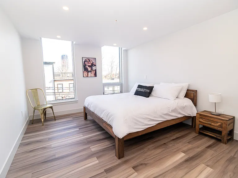 5515 Clyde St — Photo 59