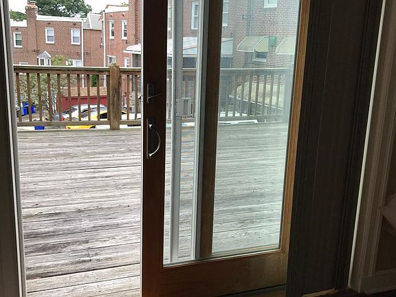 5th image of 3914 Dennison Ave