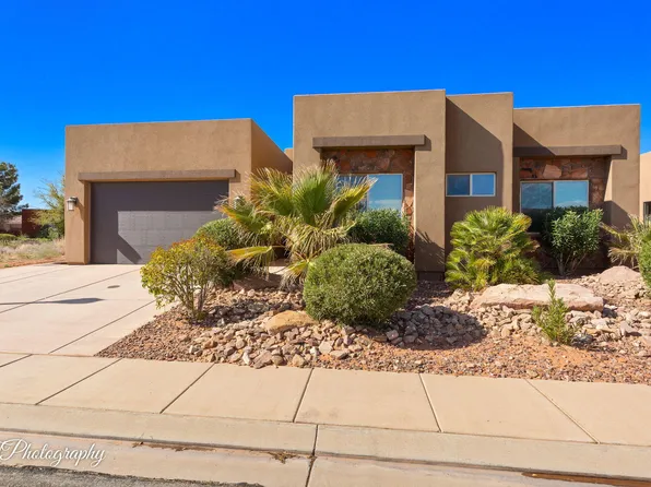 3278 S Retreat Dr, Hurricane, UT 84737