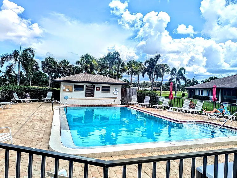 4531 Longwater Chase #16 — Photo 41