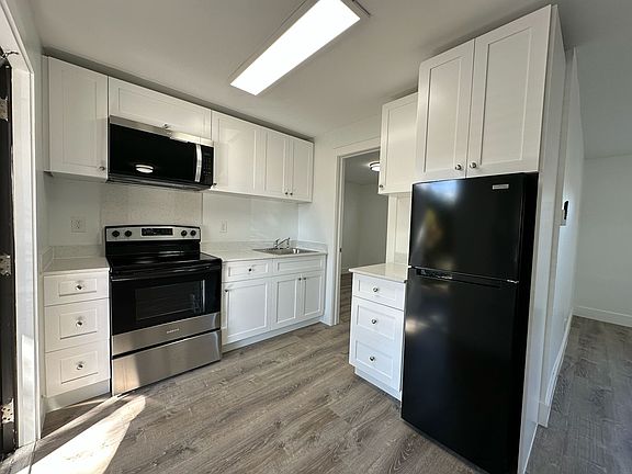 4th image of 1409 N Dixie Hwy APT 1