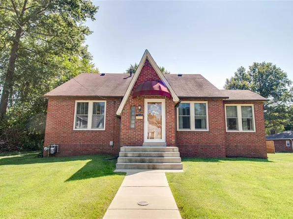 1118 Patterson Ct, Belleville, IL 62220