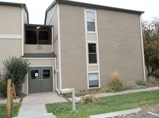 7333 S Xenia Cir APT D, Centennial, CO 80112