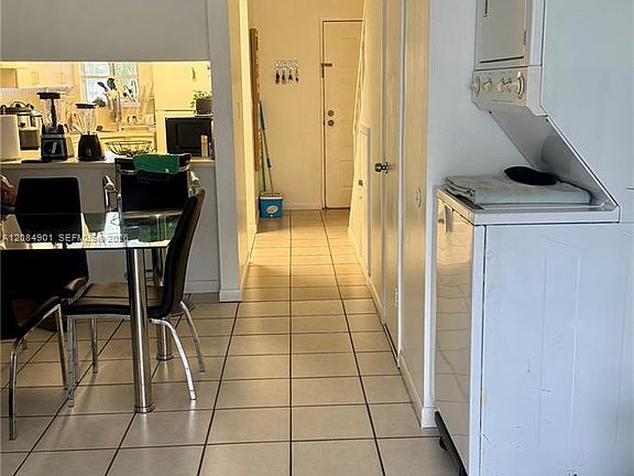 2nd image of 2710 W 76th St APT 208