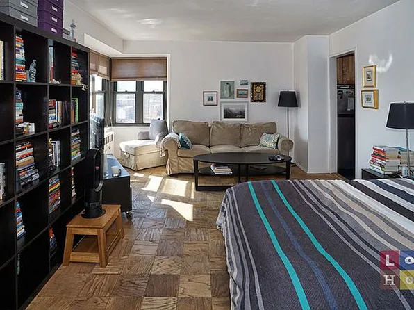 413 Grand St APT F1602, New York, NY 10002