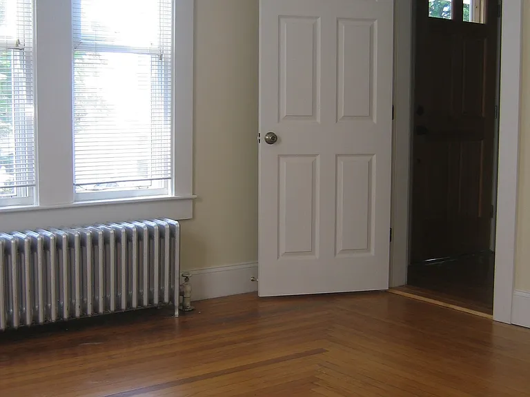 22 Eastburn St — Photo 7