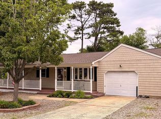 2090 Crestwood Dr, Forked River, NJ 08731
