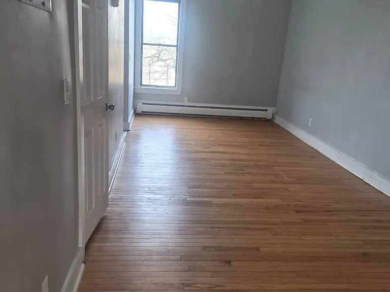 224 Sommerville Pl — Photo 9