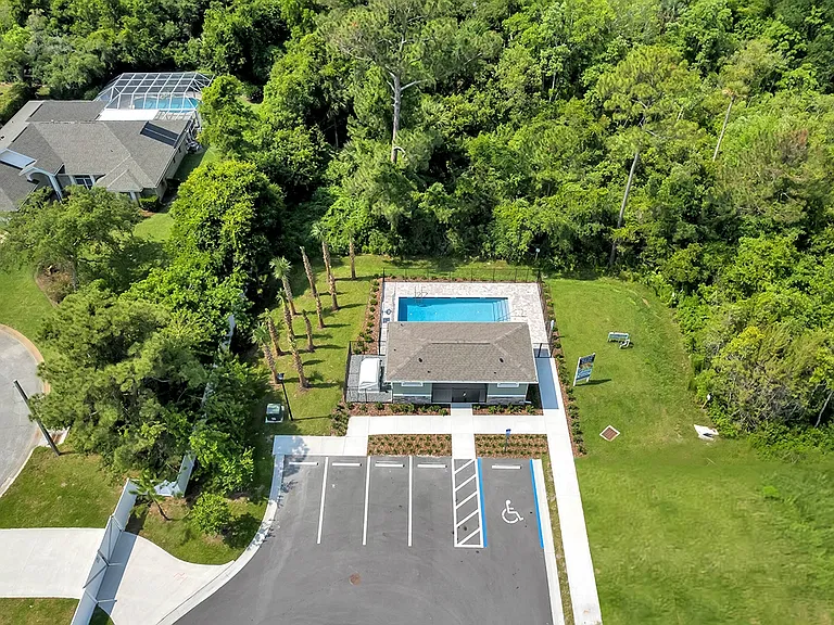 48 Center Grande Rd — Photo 31