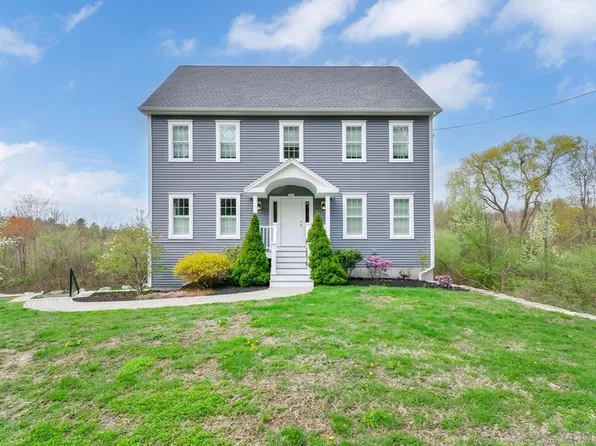 55 Wesson St, North Grafton, MA 01536