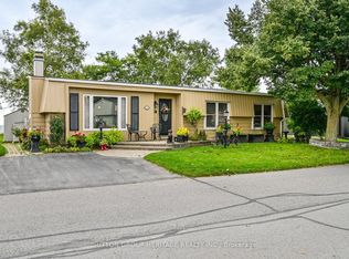 89 Bluffs Rd, Clarington, ON L1B1B9