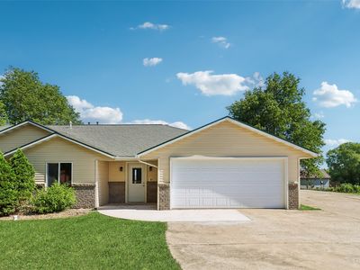 1111 Oak St, Guthrie Center, IA, 50115