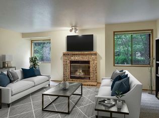 3517 W Government Way #207, Seattle, WA 98199