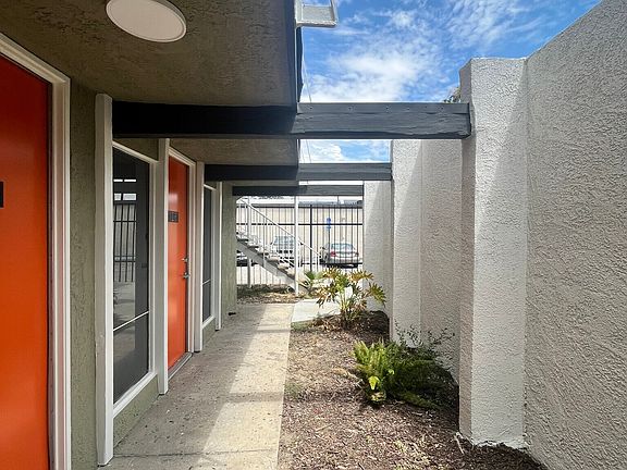 2nd image of 370 W 6th St Suite 220