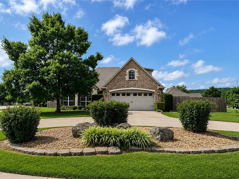 1st image of 3907 W Mountain View Dr