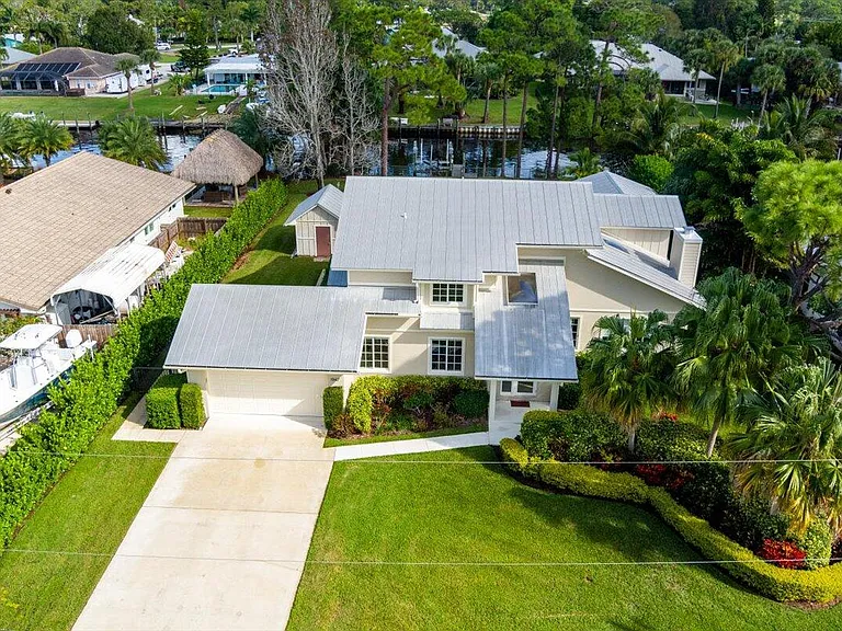 1947 NW Palmetto Ter — Photo 104