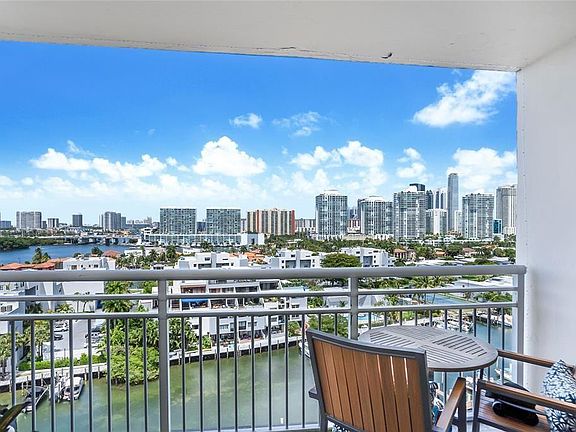 3rd image of 400 Kings Point Drive #1229