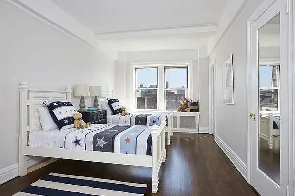 Sold by Stribling | media 6